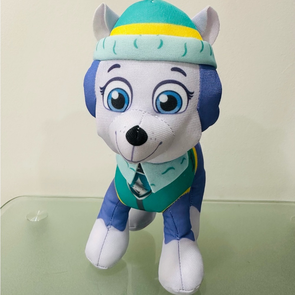 Nickelodeon‎ Paw Patrol Everest 8” Stuffed Figure 2021 Spin Master